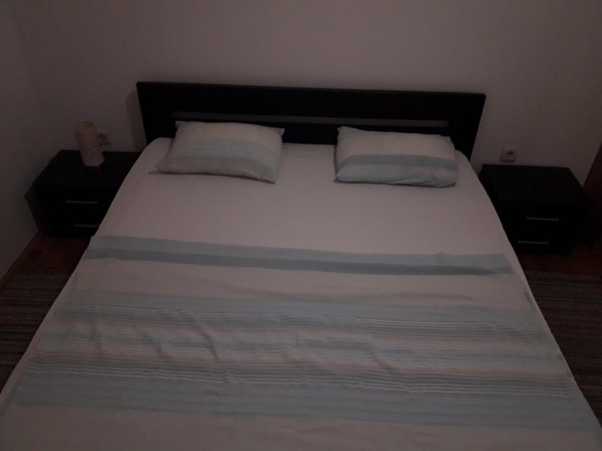 Fantastic Brand New Apartment 2 พอดโกริกา ภายนอก รูปภาพ