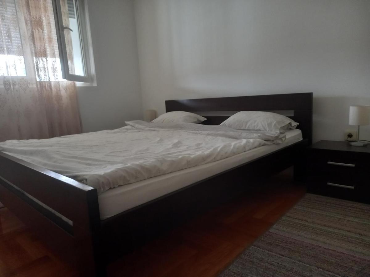 Fantastic Brand New Apartment 2 พอดโกริกา ภายนอก รูปภาพ
